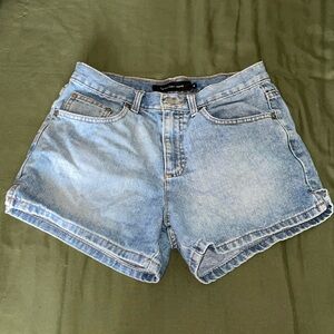 CK Calvin Klein Omega Side Slit Jean Shorts 6 Denim Short 100% Cotton